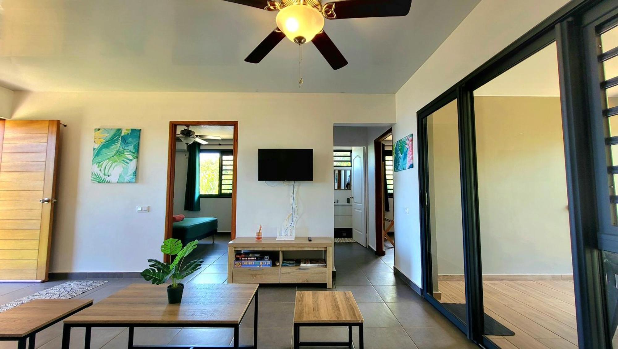 Teahupo'O Lodge, Fare Raepu'U, L'Aventure Du Bout De L'Ile En Famille Ou Entre Amis Teahupoo Exteriör bild
