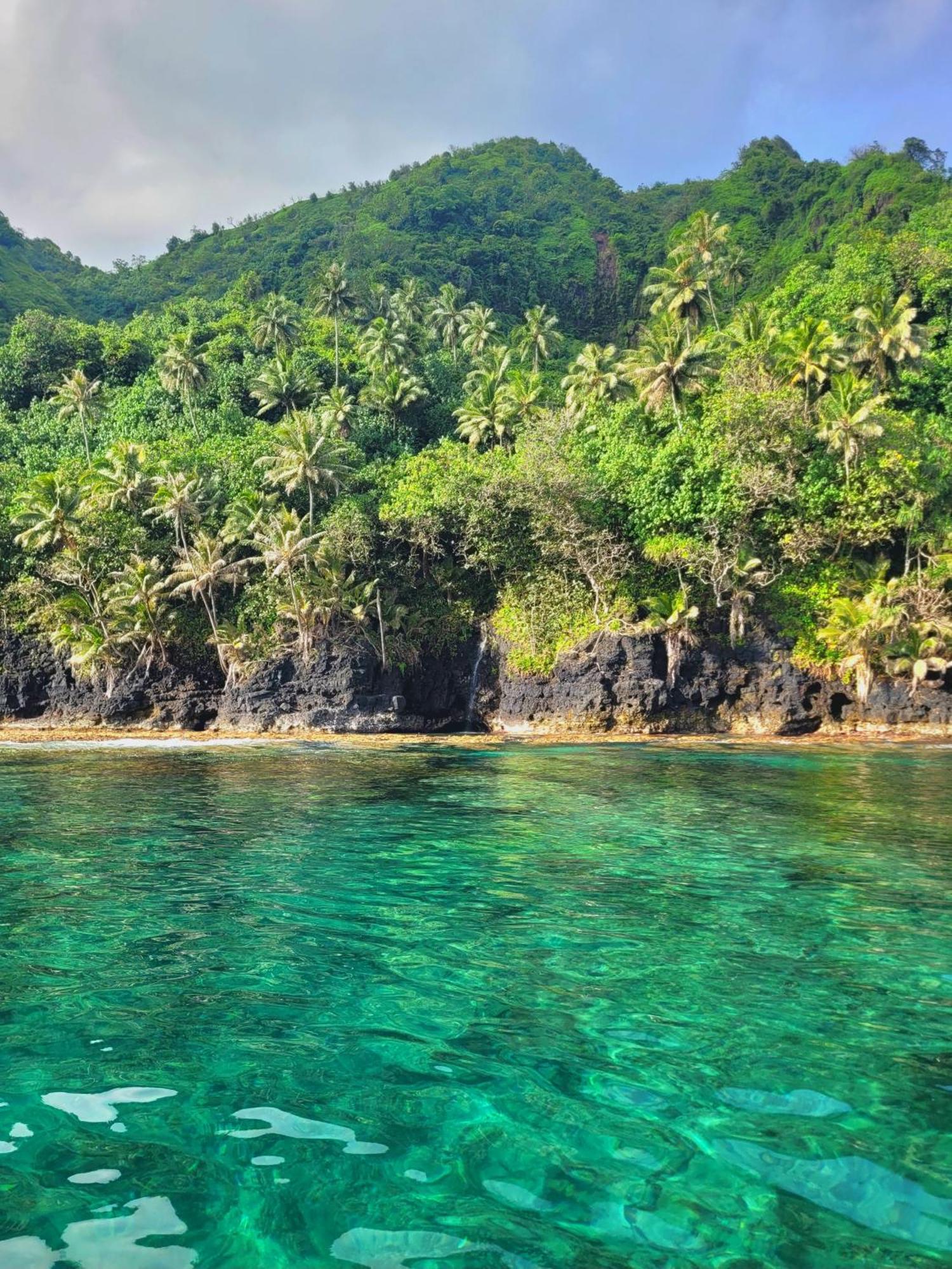 Teahupo'O Lodge, Fare Raepu'U, L'Aventure Du Bout De L'Ile En Famille Ou Entre Amis Teahupoo Exteriör bild